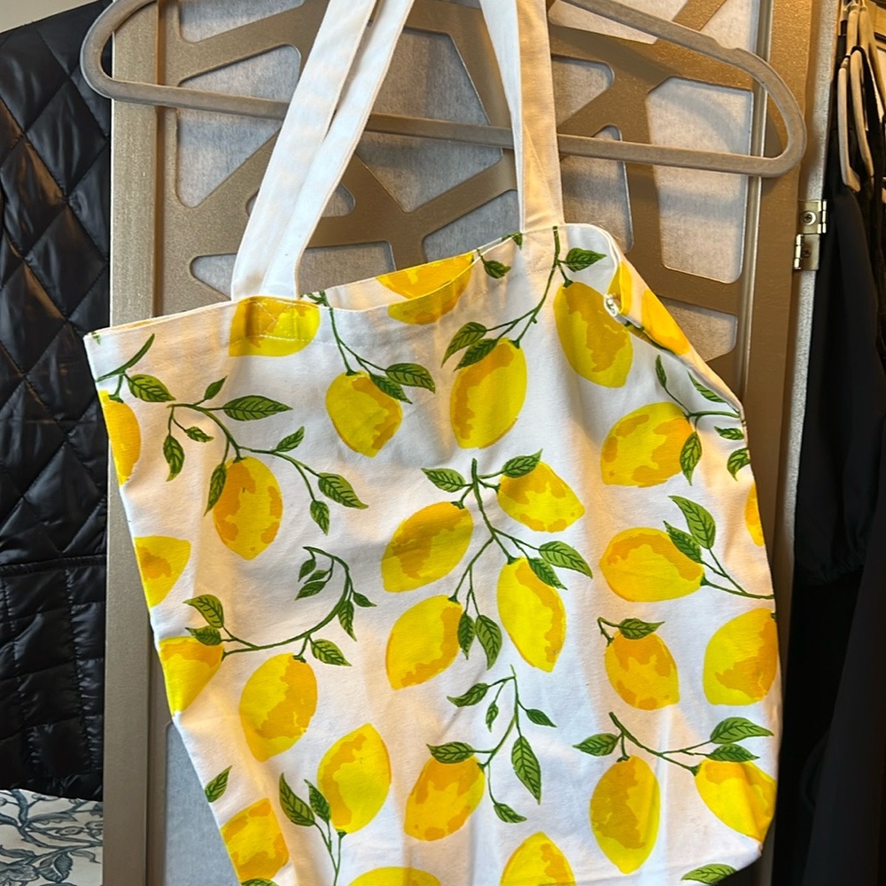 Lemon tote bag